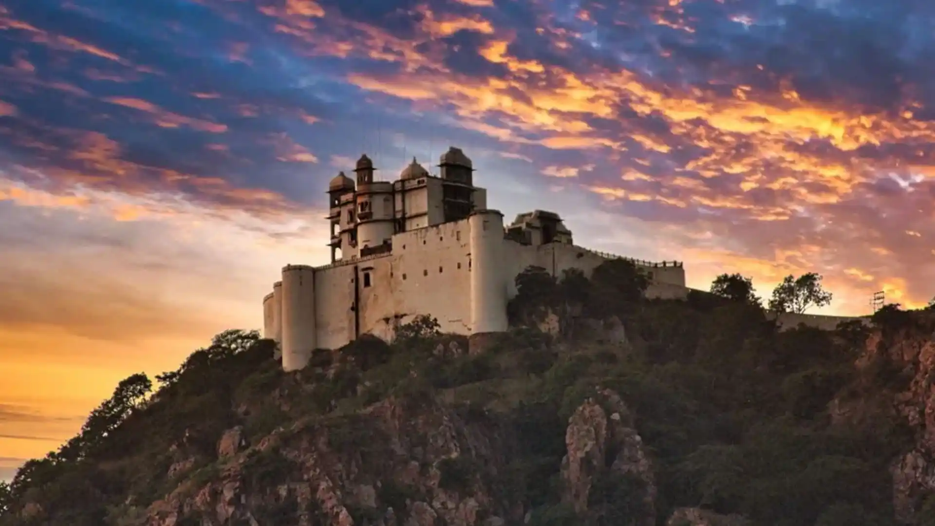 Sunset from Sajjangarh in Udaipur